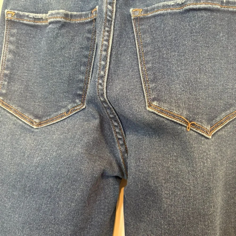Old Navy Rockstar Super Skinny Jeans Size 4‎